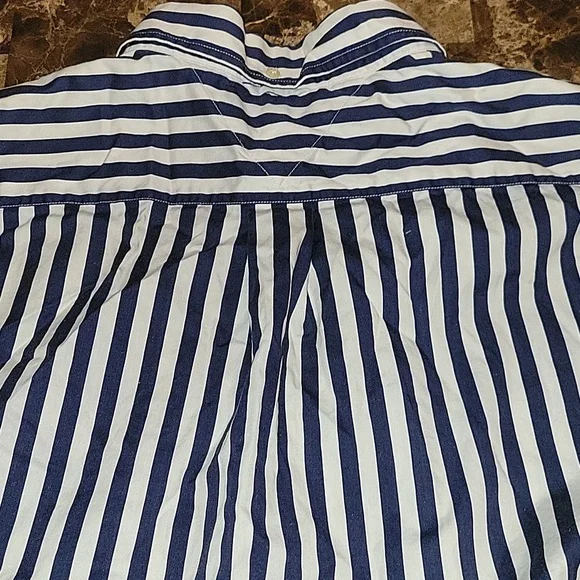 Men's Tommy Hilfiger Blue and White Casual Button Down Shirt - Picture 6 of 6